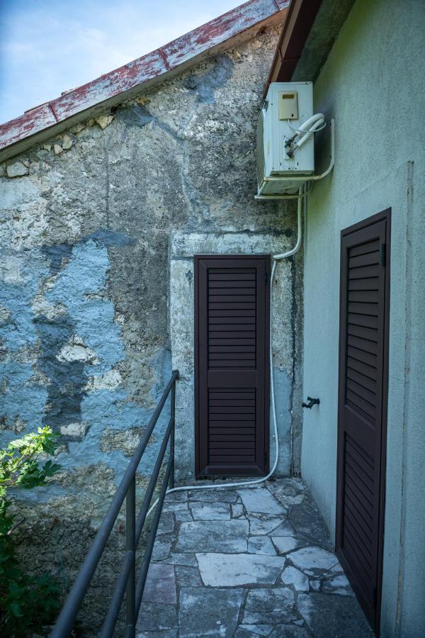 Guest House Gornji Ceklin Cetinje Exterior foto